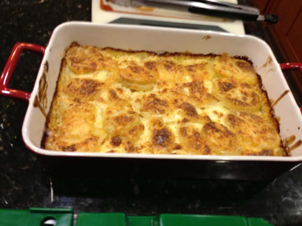 gluten-free scalloped potatoes ready for serving