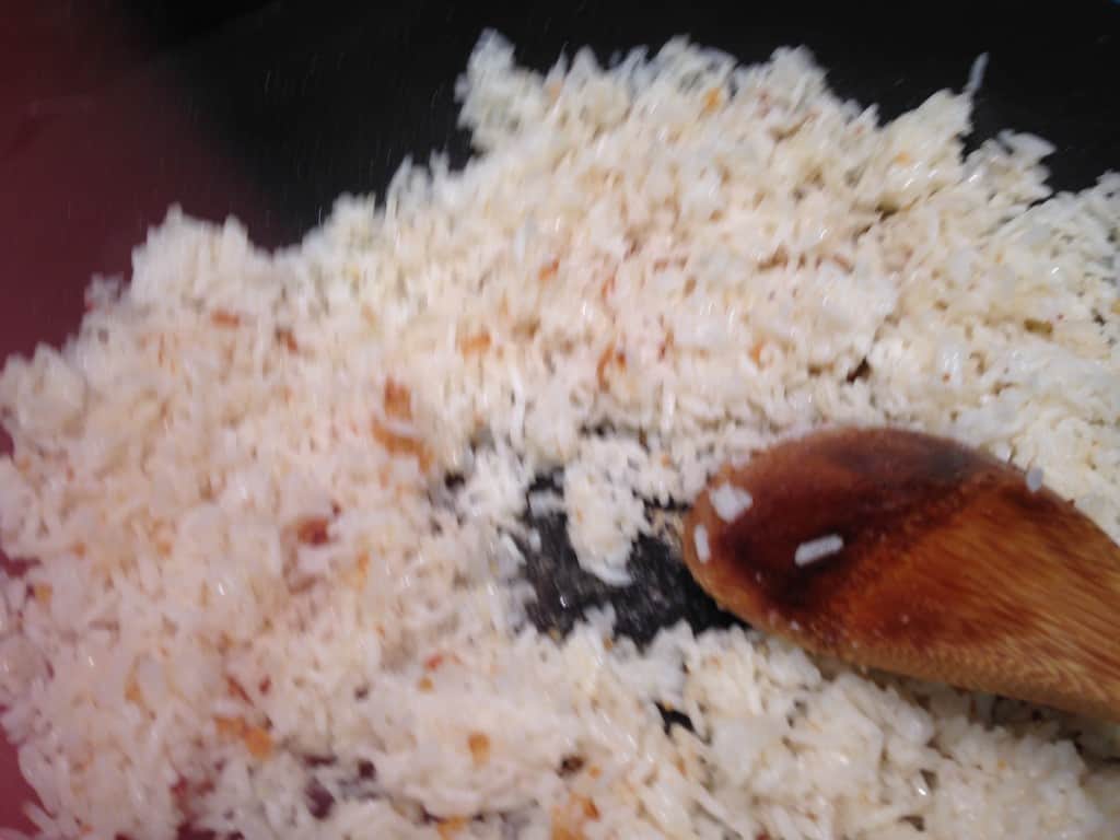 stir frying cold, leftover rice